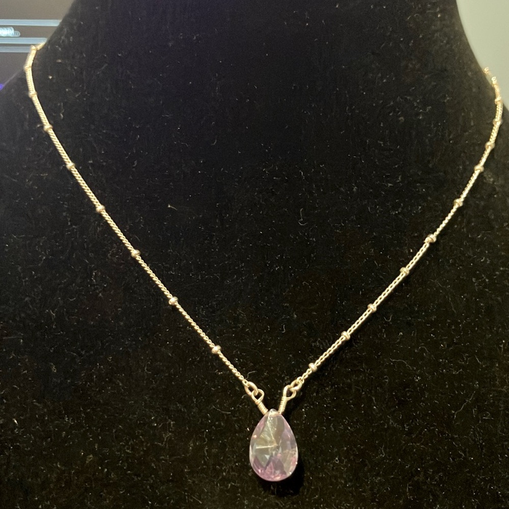 Avon Necklace Amethyst glass pendant with Silver tone Chain
